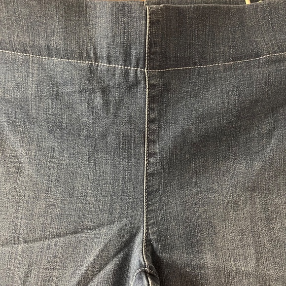 NYDJ Skinny Jeans - Picture 2 of 3